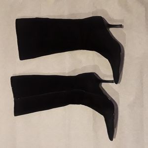 Fitzwell Black suade boots